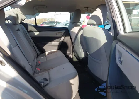 2015 Toyota Corolla Le z USA, uszkodzony, nr VIN 2T1BURHE9FC277990